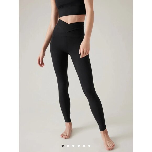 ATHLETA Salutation Stash Wrap Tight Leggings High Rise Gym Black size Medium - Picture 2 of 8